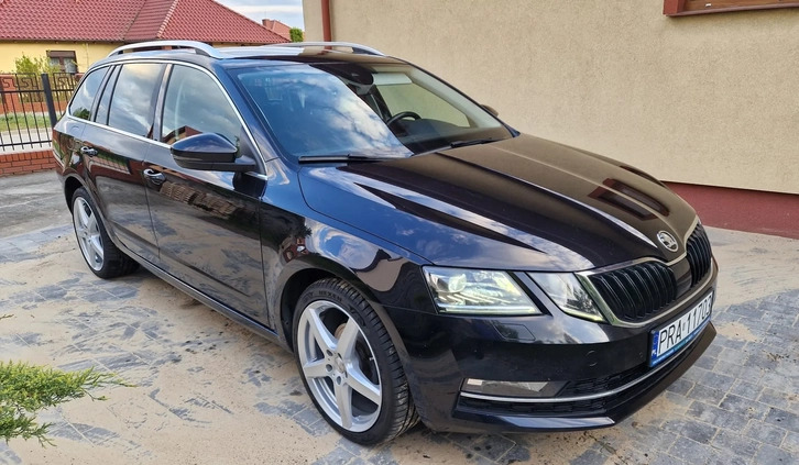 Skoda Octavia cena 57500 przebieg: 189700, rok produkcji 2018 z Rawicz małe 781
